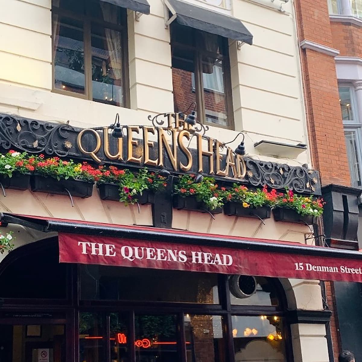 The Queen's Head