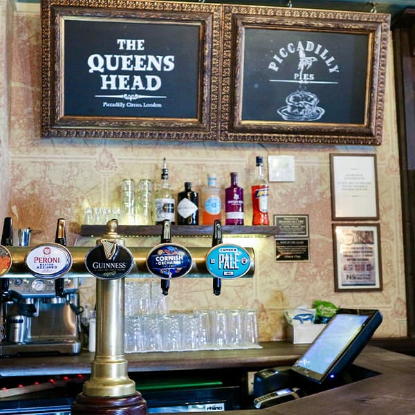 The Queen's Head — photo 3