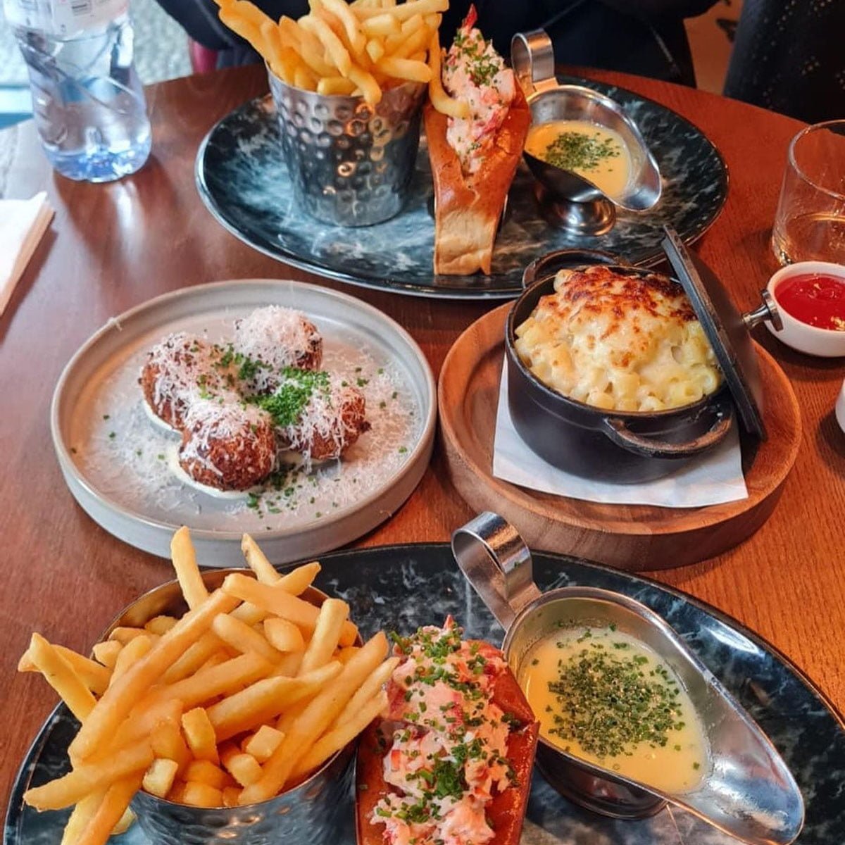 Burger & Lobster — photo 4