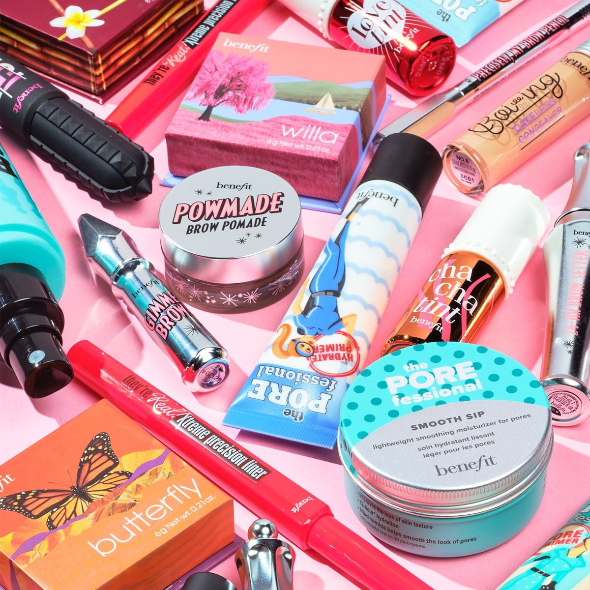 Benefit Cosmetics Boutique & BrowBar lounge