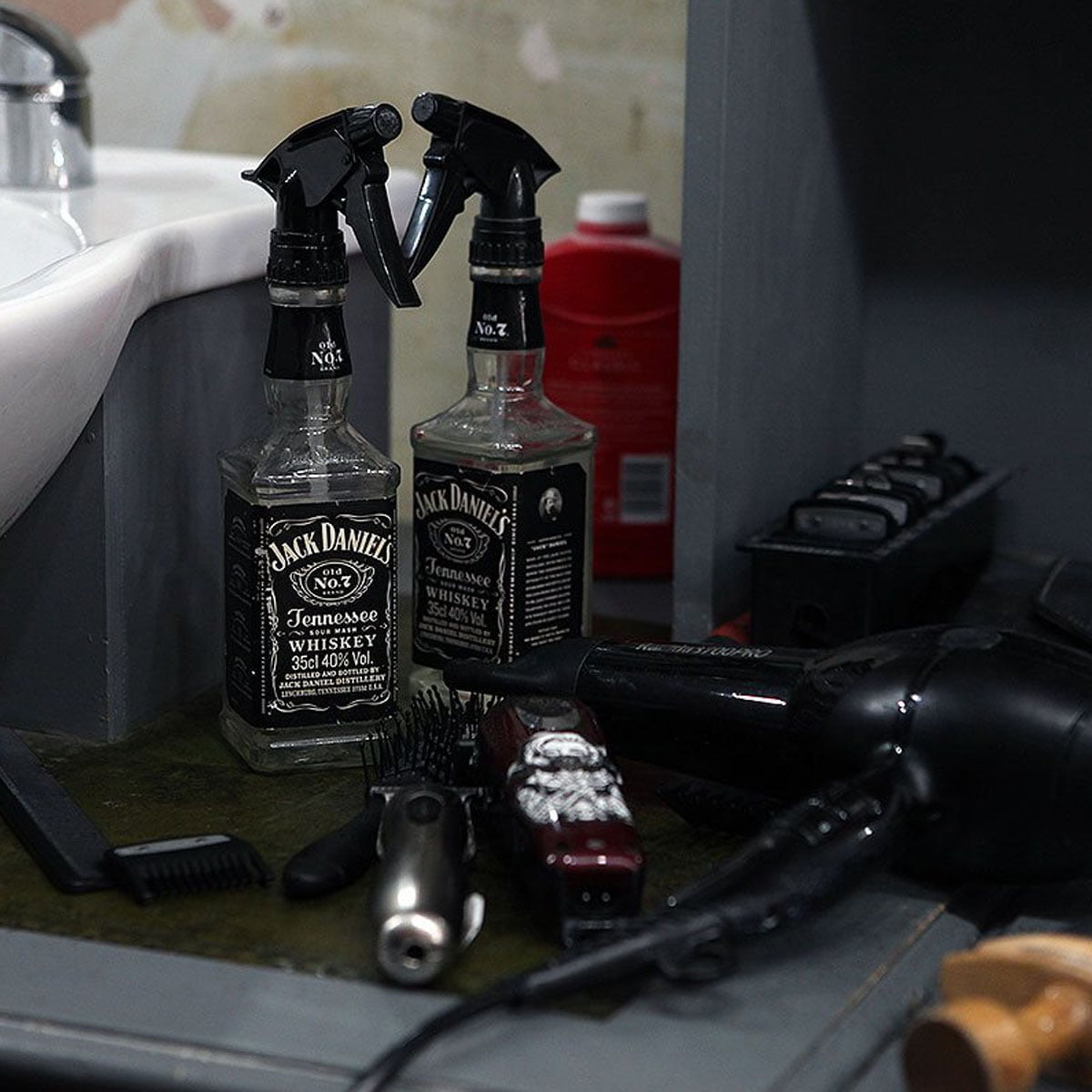 Cut & Grind Barbers — photo 2