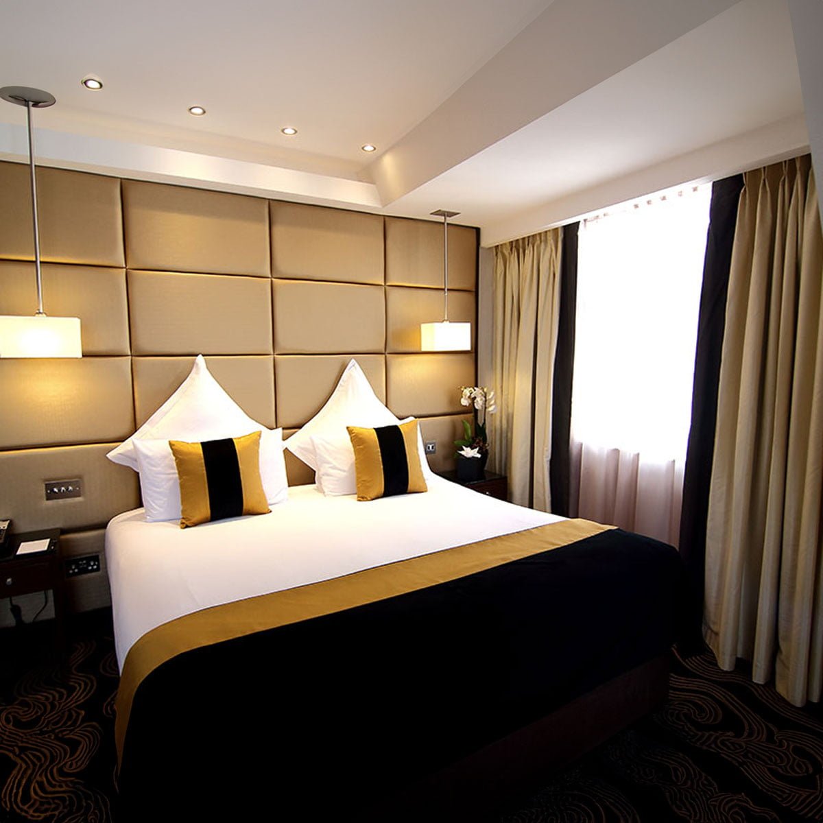 Soho's Finest Hotels Spanning Budget to Luxury