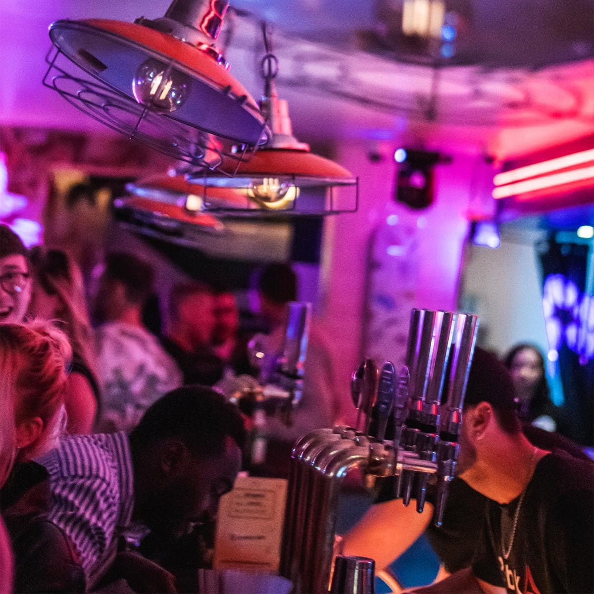 Simmons Bar — photo 3