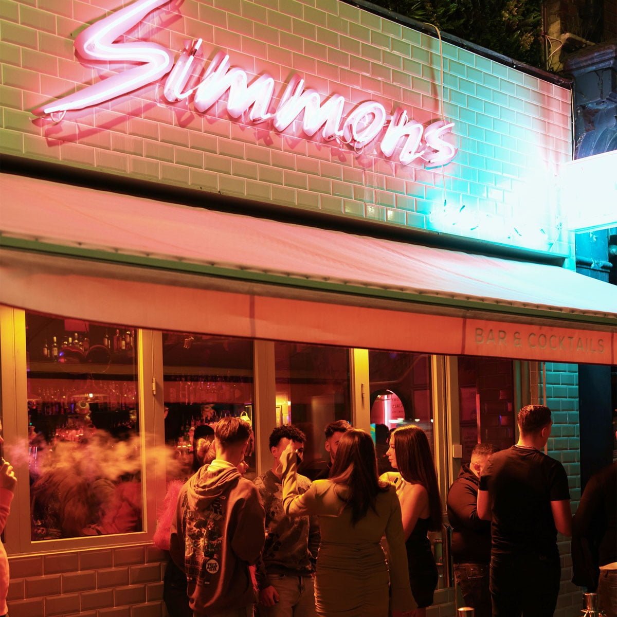 Simmons Bar — photo 4