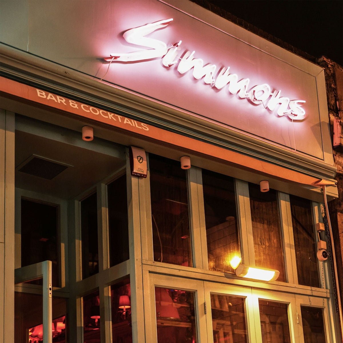 Simmons Bar