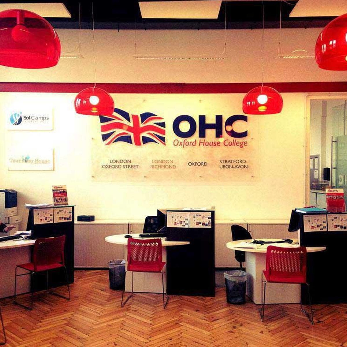 Oxford House College