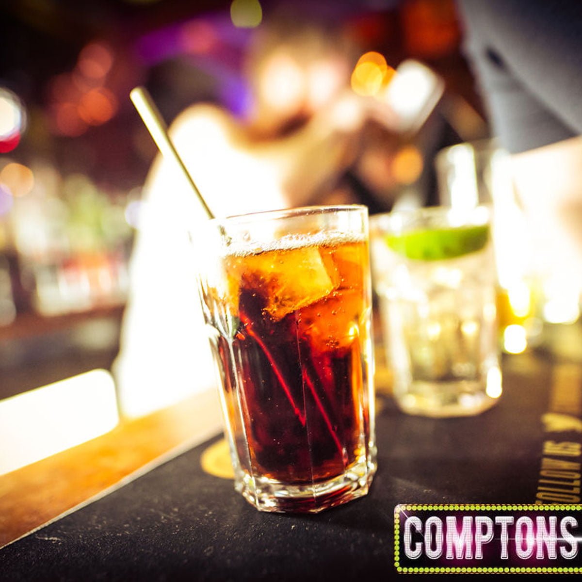 Comptons — photo 4