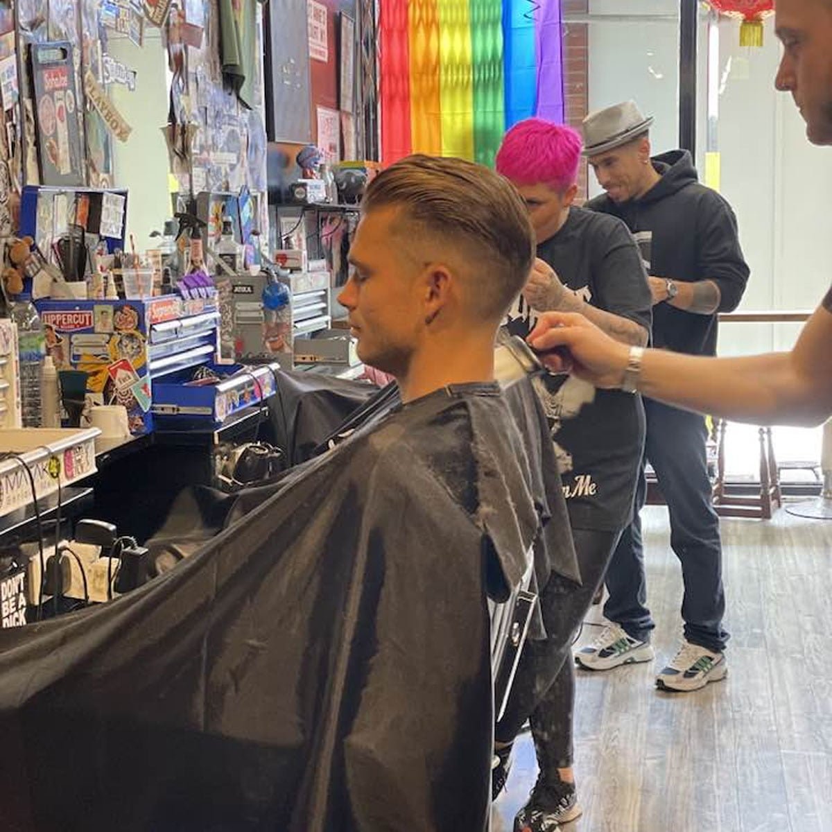 The Wacky Barber — photo 3