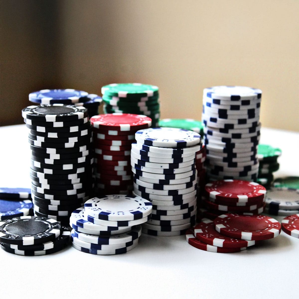 Cashback rewards explained Cashback offer promotion displayed on online casino platform interface