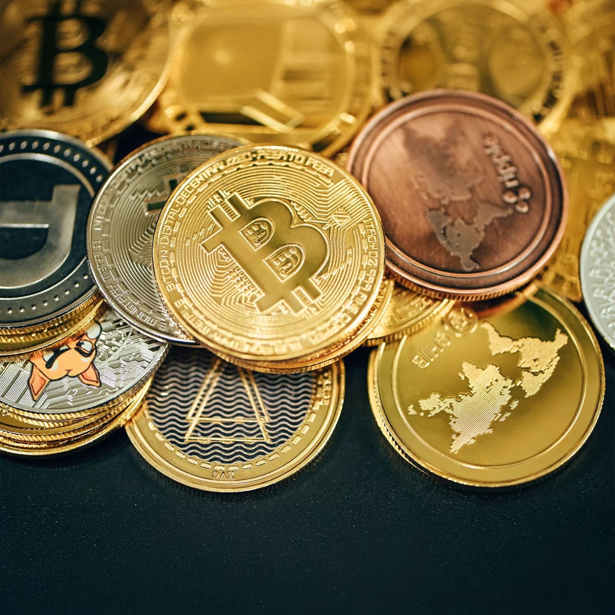 On-chain analysis overview Blockchain transaction data and on-chain metrics for cryptocurrency analysis