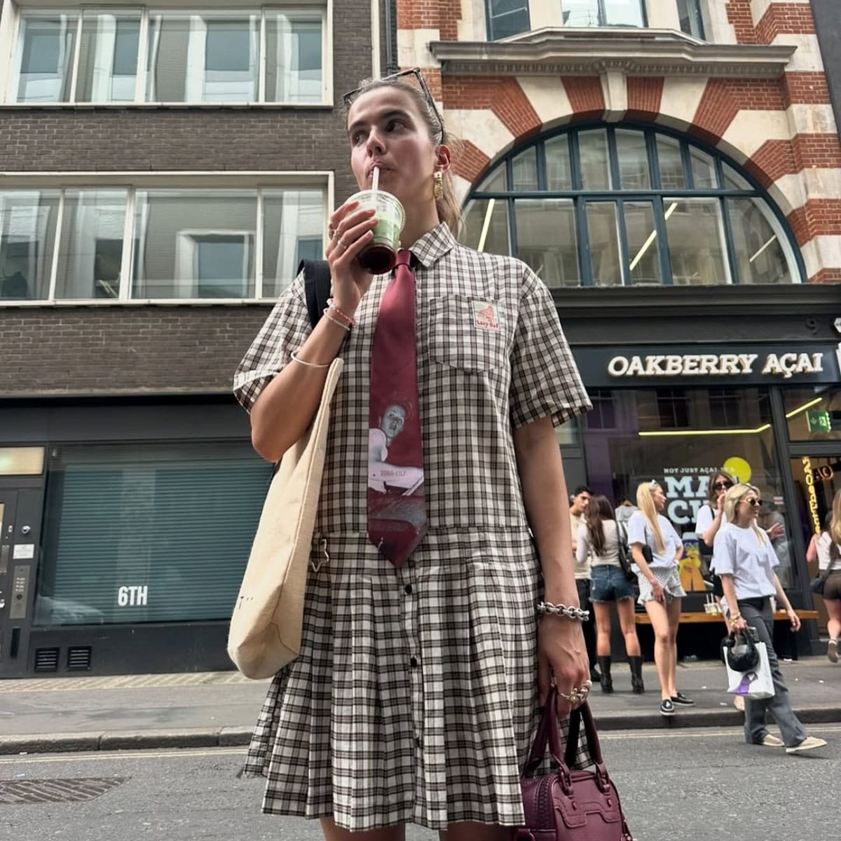 Lazy Oaf — photo 2