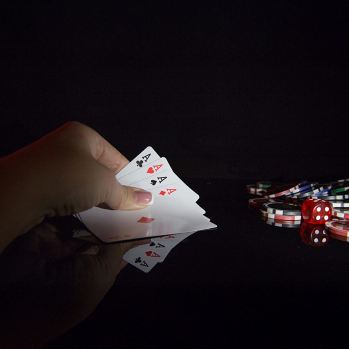 London Nights and the Rise of Social Poker