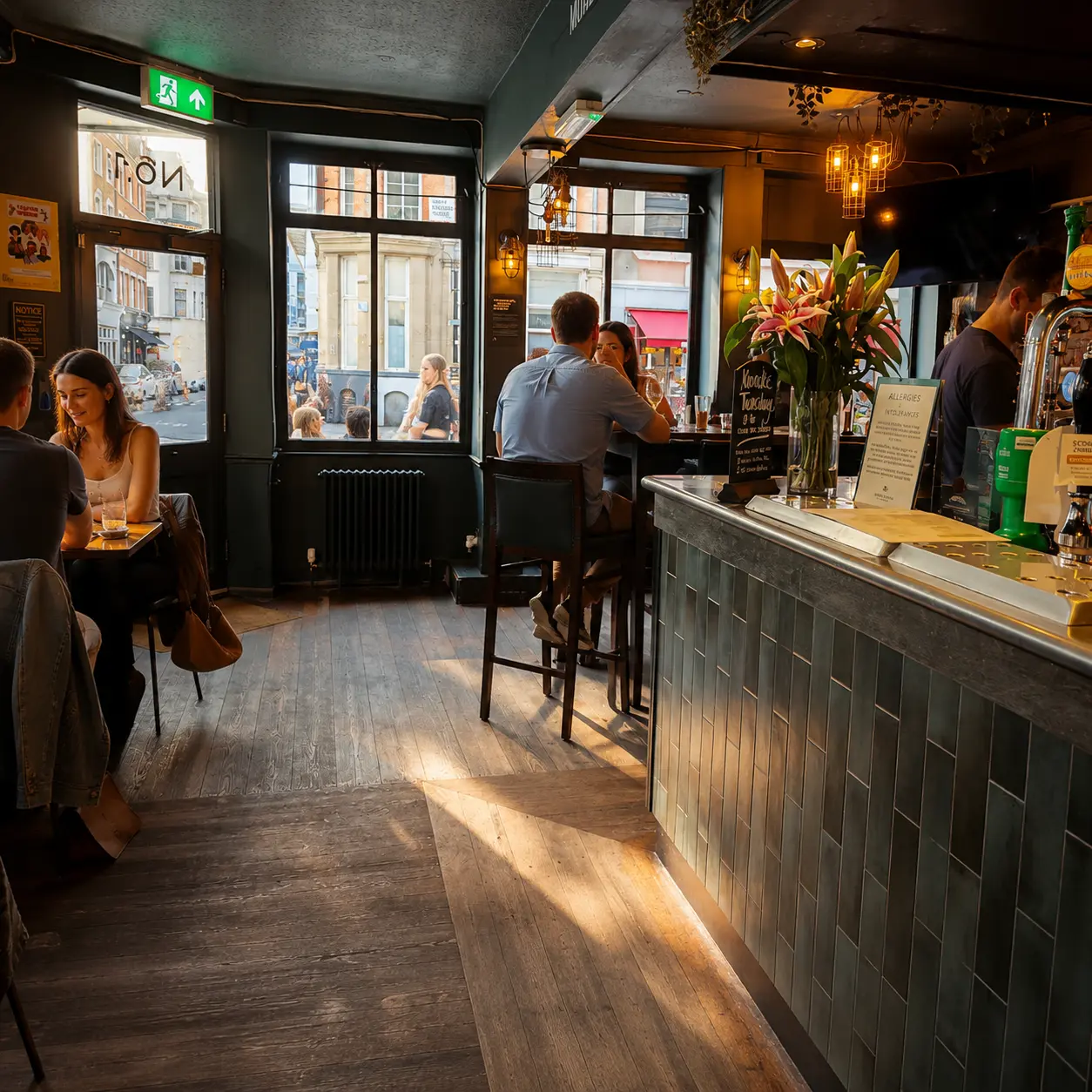 Coach & Horses — photo 3