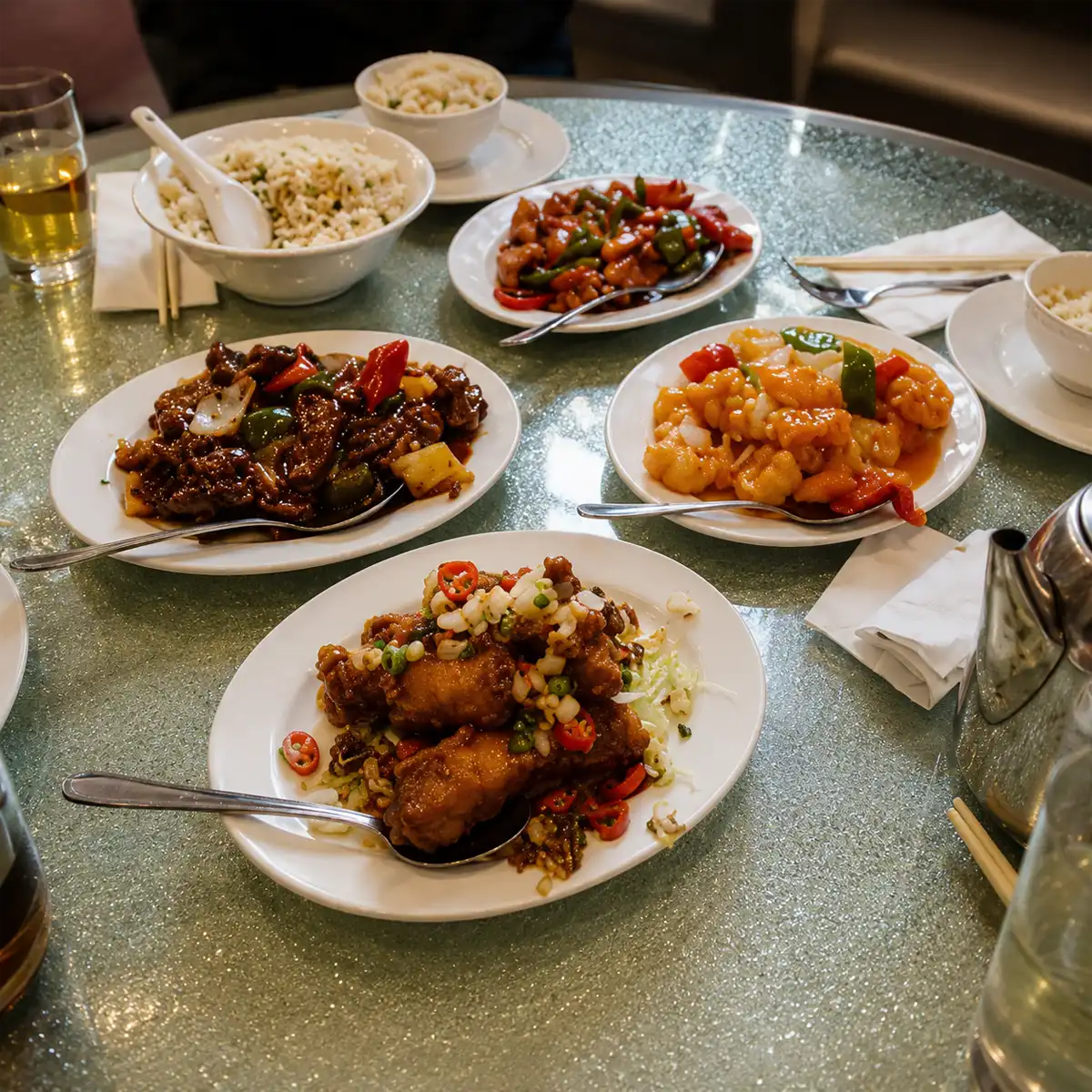 Hung's Restaurant — photo 3