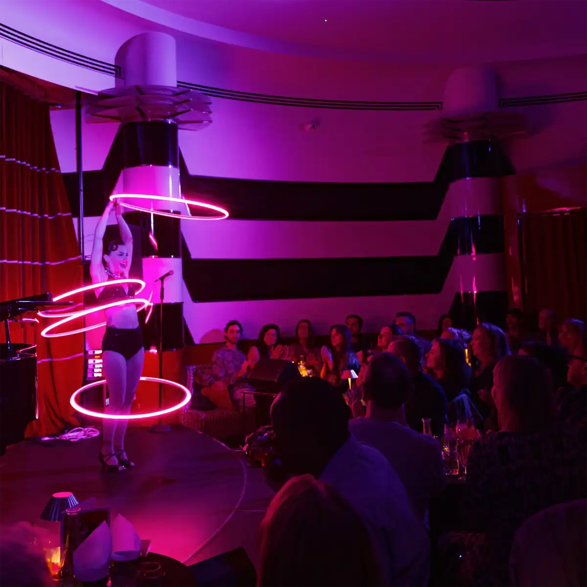 Crazy Coqs photo 2